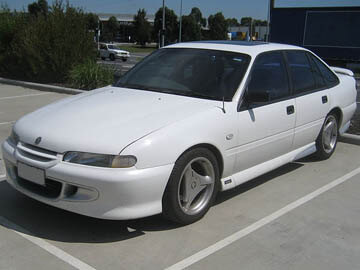 Holden Commodore / Calais / Statesman Workshop Manual 1995 Holden Commodore / Calais / Statesman Workshop Manual 1995